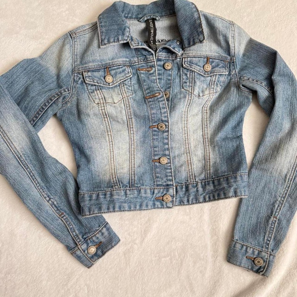 Almost Famous blue denim jacket in a S. Cotton, polyester & spandex blend.